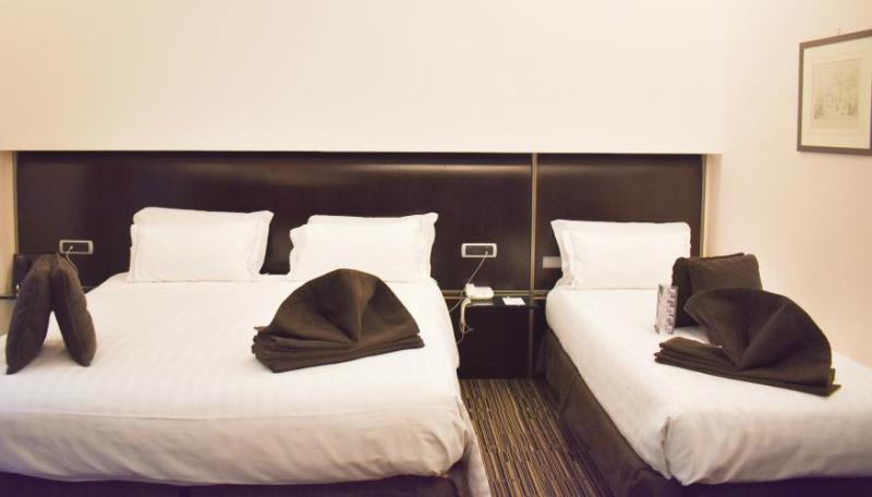 اتاق راحتی سه تخته, Best Western Plus Hotel Universo