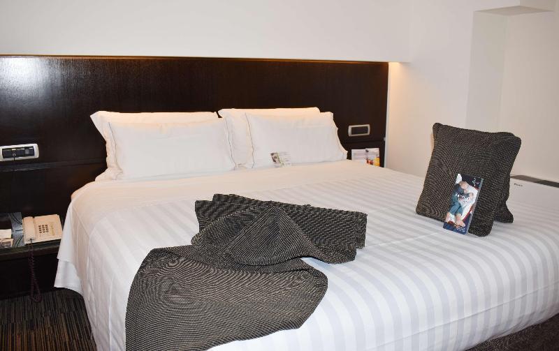اتاق لوکس با تخت بزرگ, Best Western Plus Hotel Universo