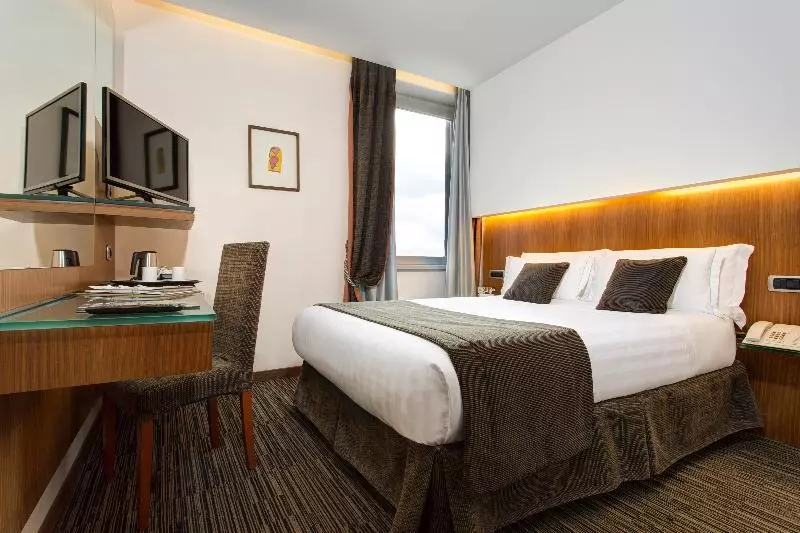 اتاق استاندارد, Best Western Plus Hotel Universo