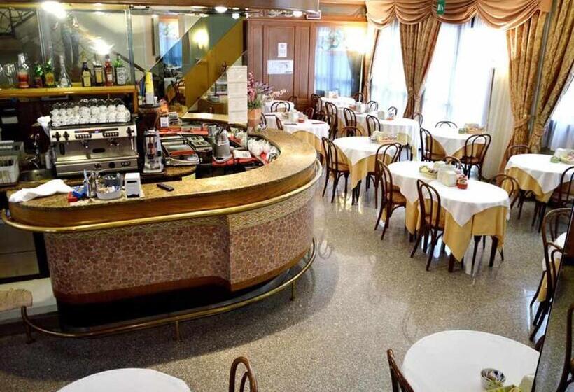 Family Room, Donatello