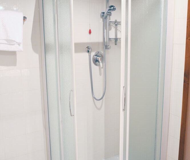 Habitación Estàndard Individual, Donatello