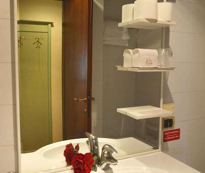 Habitación Estàndard Individual, Donatello