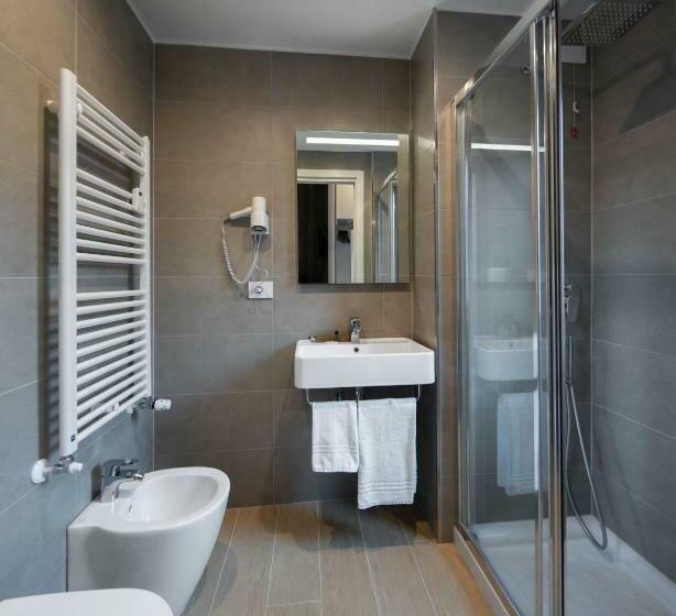 اتاق استاندارد یک نفره, Excelsior Pavia