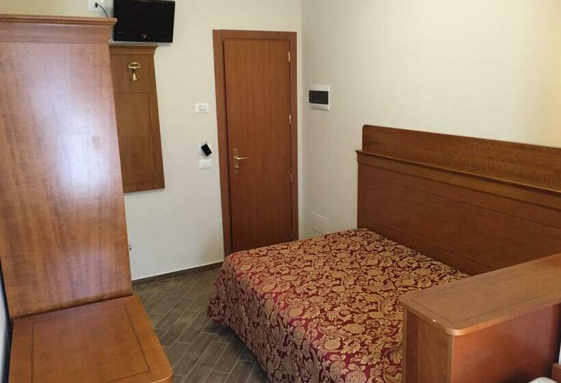 اتاق استاندارد یک نفره, Excelsior Pavia