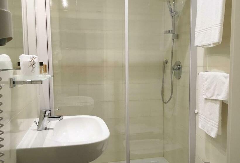 اتاق استاندارد یک نفره, Excelsior Pavia