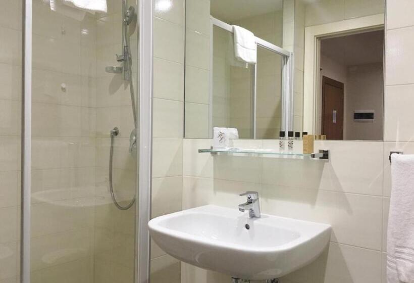 اتاق استاندارد یک نفره, Excelsior Pavia