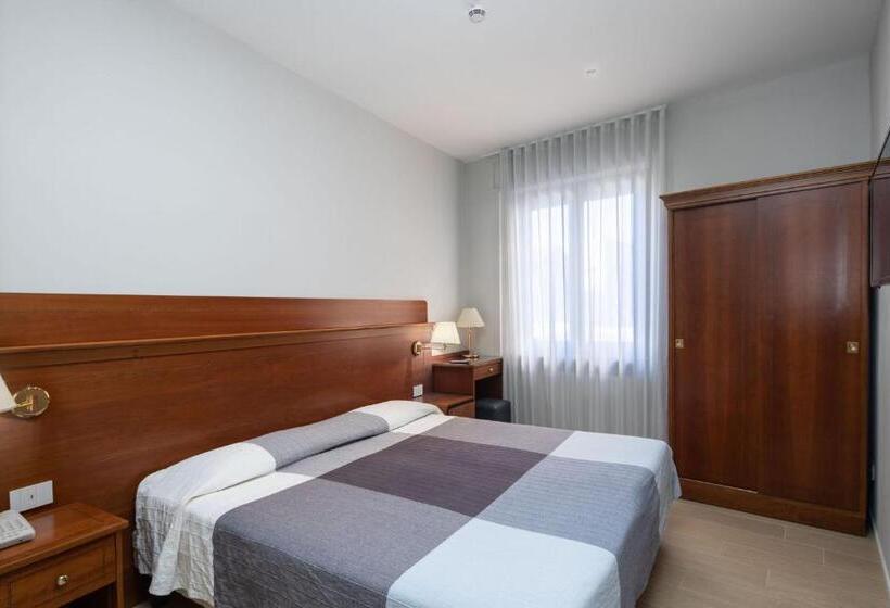 اتاق استاندارد, Excelsior Pavia