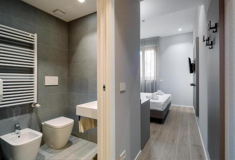 اتاق استاندارد, Excelsior Pavia