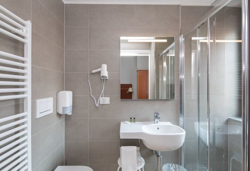 اتاق استاندارد, Excelsior Pavia