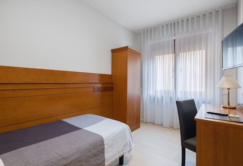 اتاق استاندارد یک نفره, Excelsior Pavia