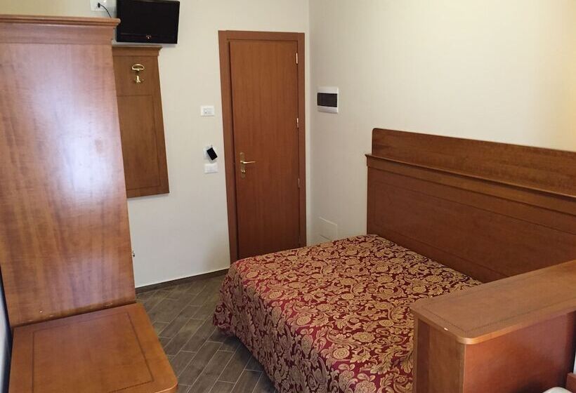 اتاق استاندارد یک نفره, Excelsior Pavia