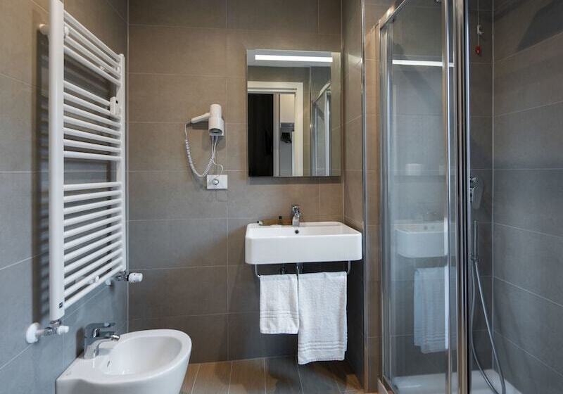 اتاق استاندارد, Excelsior Pavia
