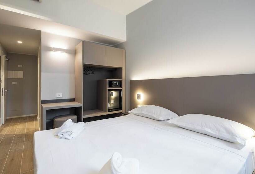 اتاق استاندارد, Excelsior Pavia