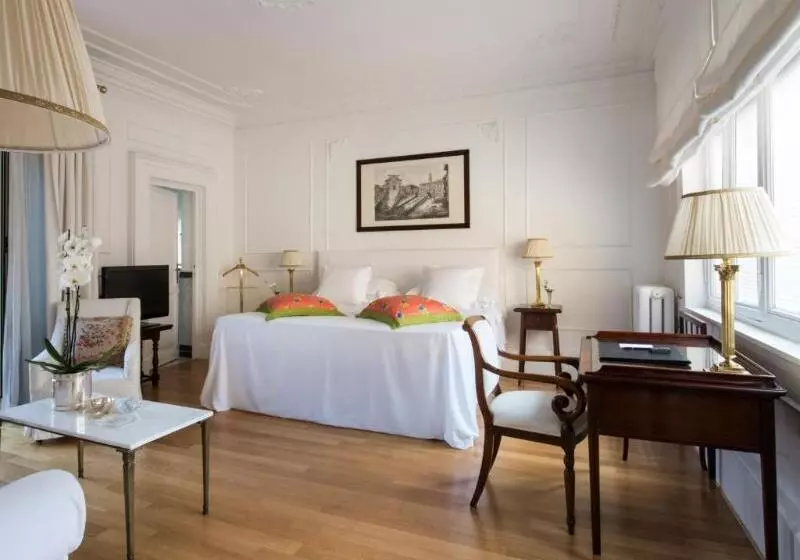 Junior Suite con Terrazza, Grand Hotel Plaza