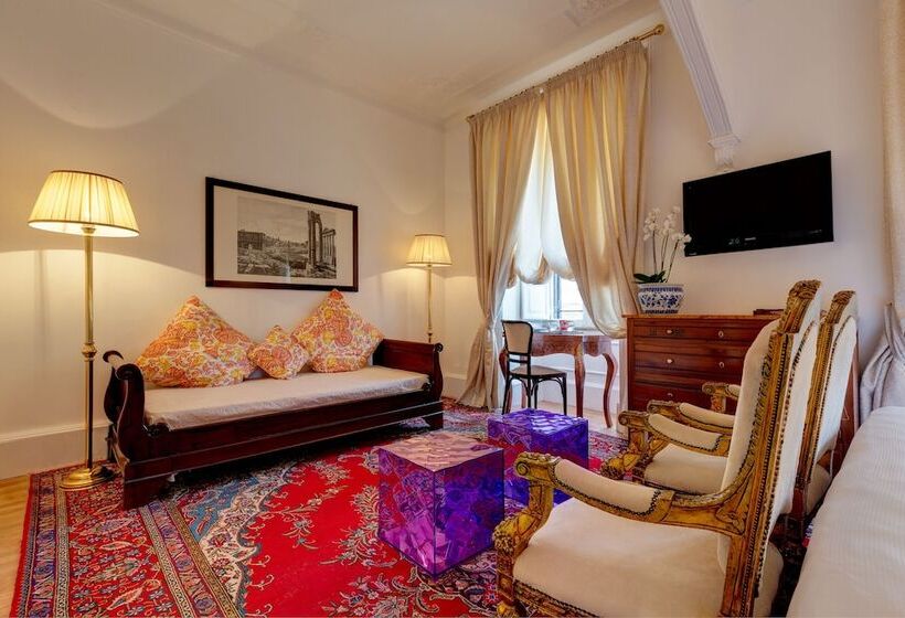 Camera Tripla Deluxe, Grand Hotel Plaza