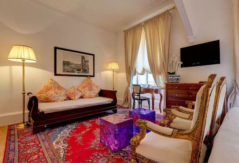 Camera Tripla Deluxe, Grand Hotel Plaza