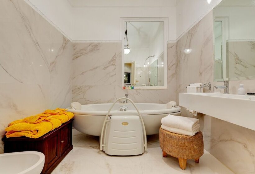 Camera Deluxe, Grand Hotel Plaza