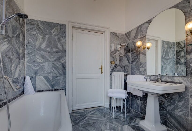 Camera Familiare, Grand Hotel Plaza