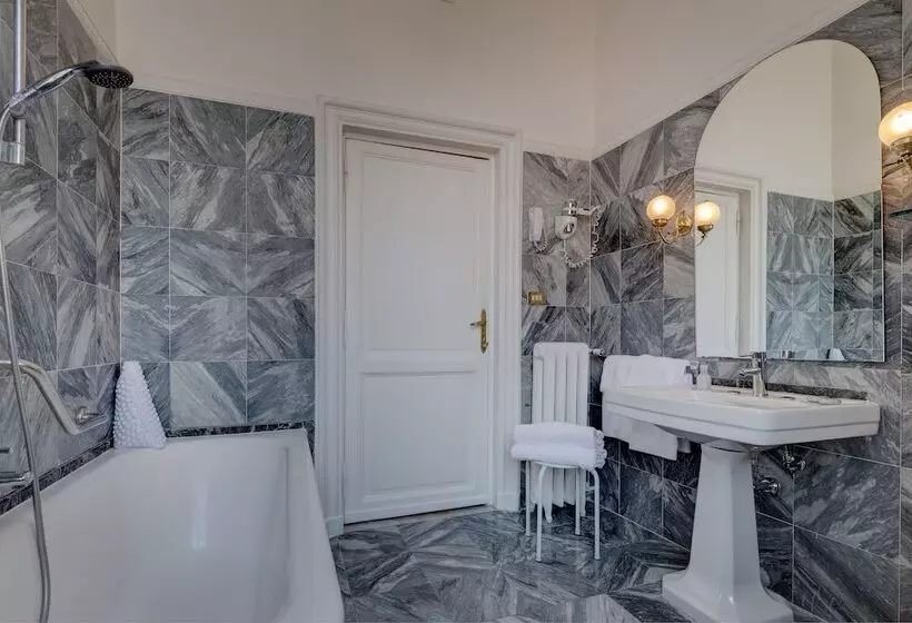 Camera Familiare, Grand Hotel Plaza