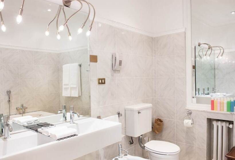 Camera Deluxe Vista Città, Grand Hotel Plaza