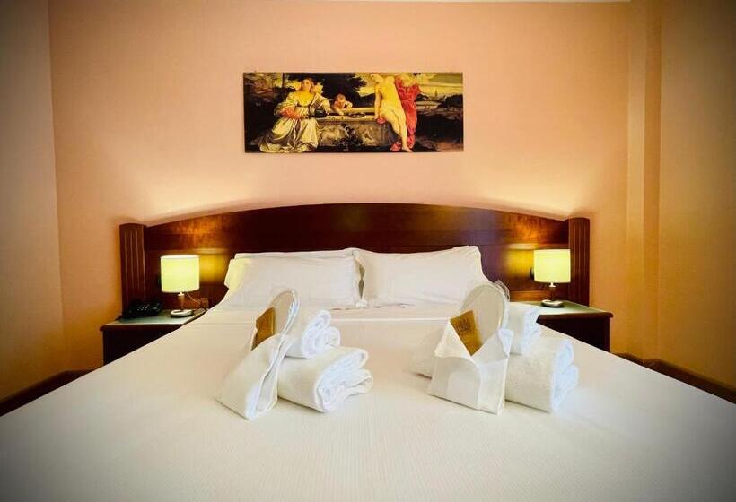 סוויטת ג'וניור, Hermitage