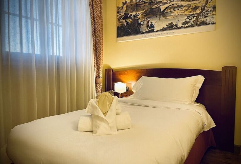 חדר אקונומי יחיד, Hermitage