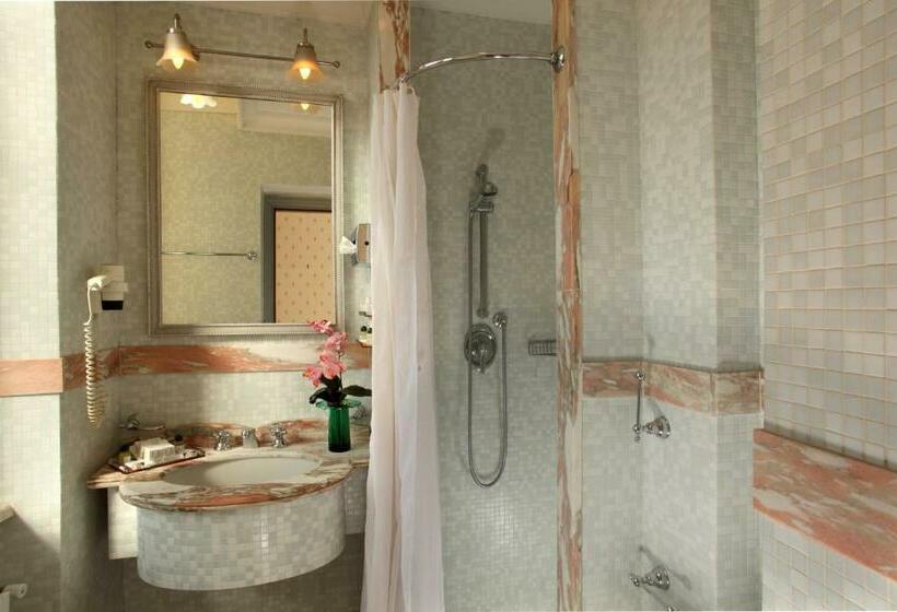 اتاق استاندارد یک نفره, Imperiale By Omnia Hotels