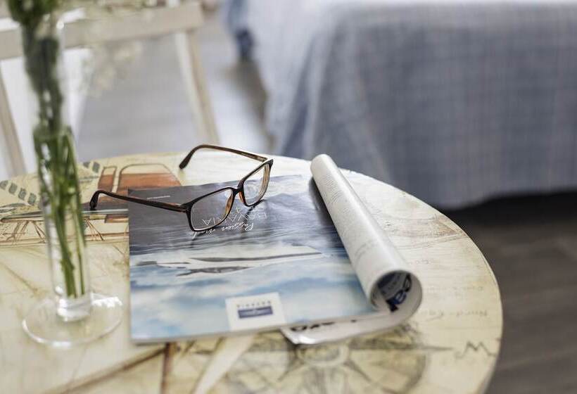 חדר משפחתי נוף לים, La Caletta