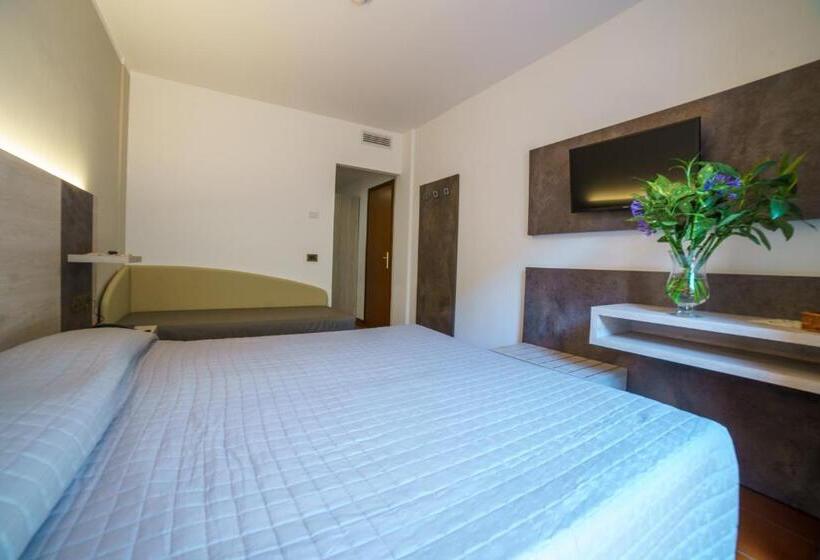 高级大房间, Lago Bin