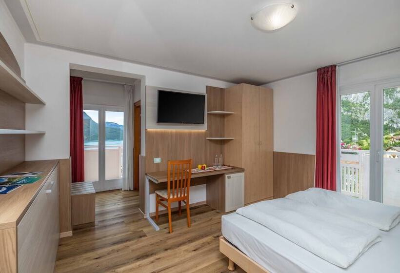 Номер Стандарт Вид на Озеро, Londra Slow Living Molveno