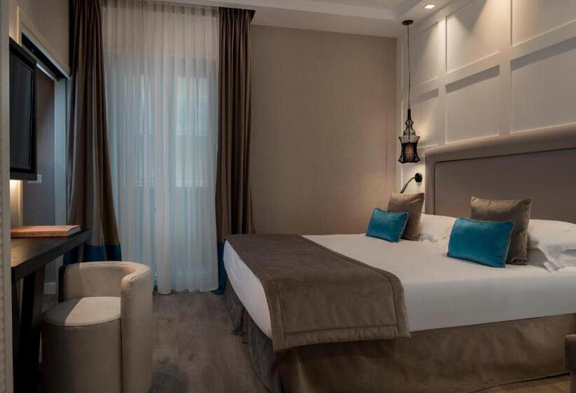 サイドシービュージュニアスイート, Lungomare