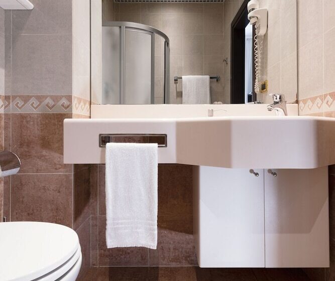 اتاق استاندارد یک نفره, Mokinba Hotels Montebianco