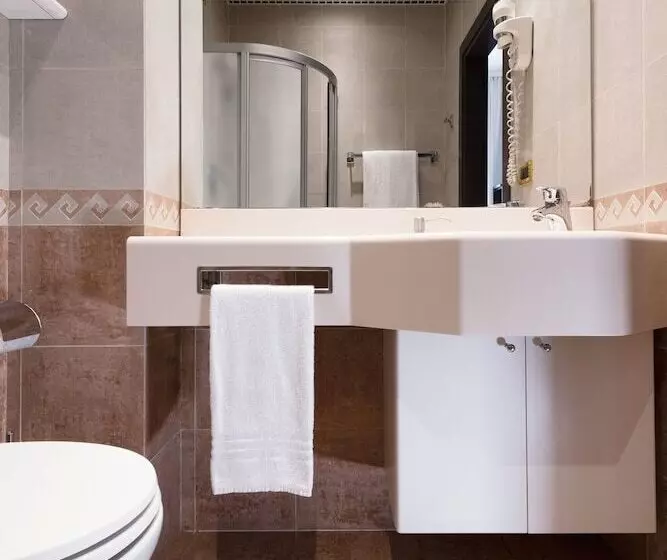 اتاق استاندارد یک نفره, Mokinba Hotels Montebianco