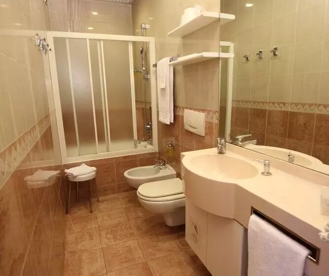 اتاق استاندارد یک نفره, Mokinba Hotels Montebianco