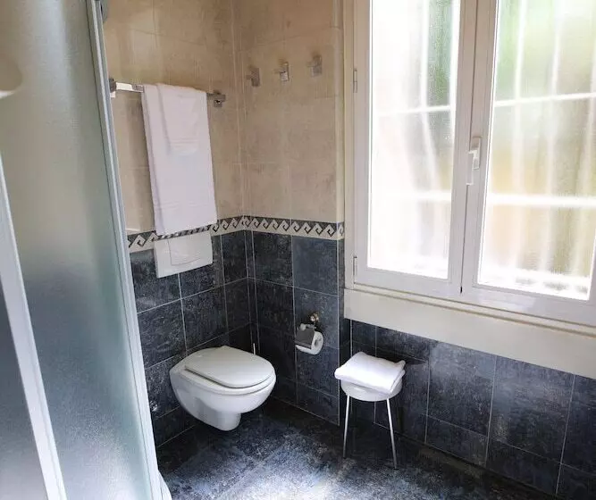 اتاق استاندارد سه نفره, Mokinba Hotels Montebianco