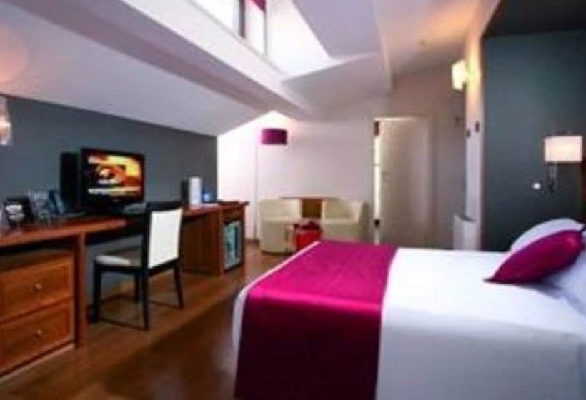 חדר קלאסי, Nazionale