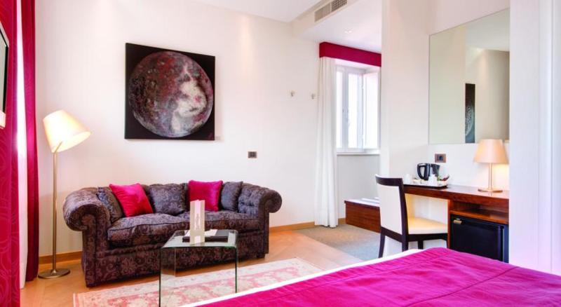 חדר סופריור, Nazionale