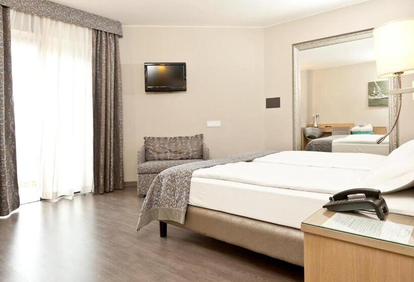 Номер Комфорт, Parc Hotel Flora S