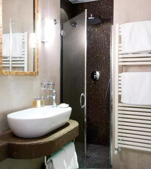 Sviitti, Parc Hotel Flora S