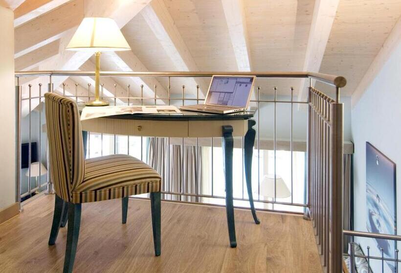 Люкс Повышенной Комфортности, Parc Hotel Flora S