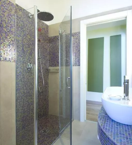 Sviitti Poreallas, Parc Hotel Flora S