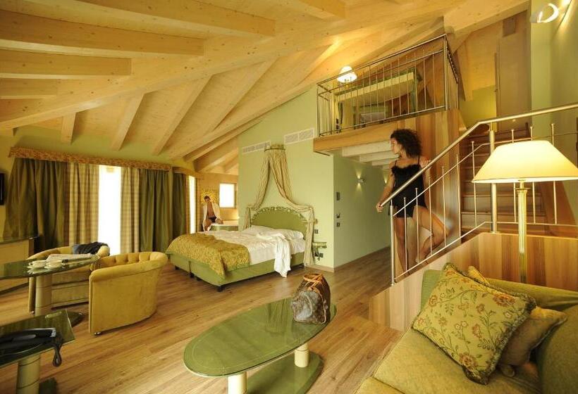 Люкс Повышенной Комфортности, Parc Hotel Flora S