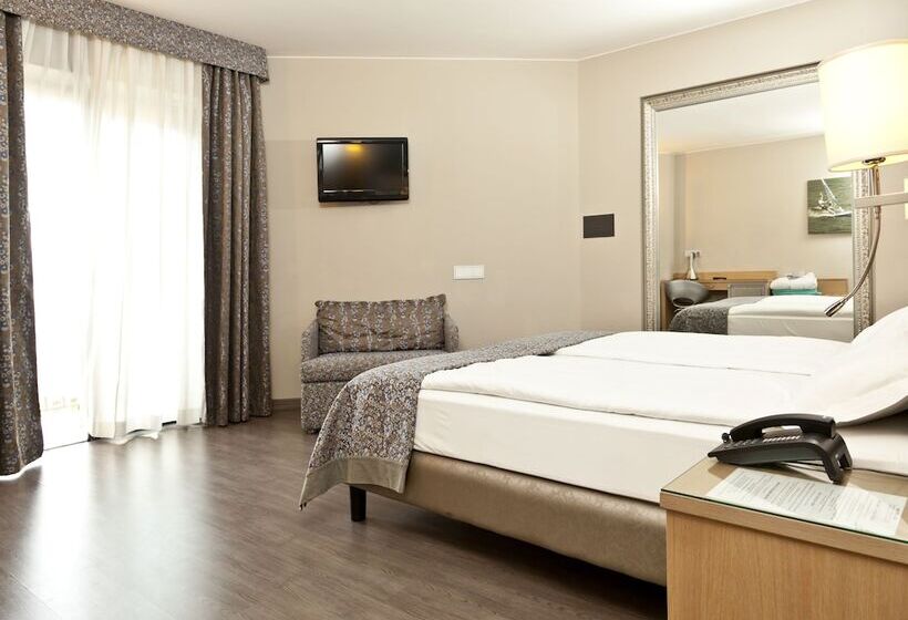 Номер Комфорт, Parc Hotel Flora S