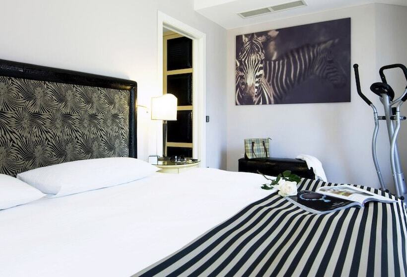 스위트, Parc Hotel Flora S
