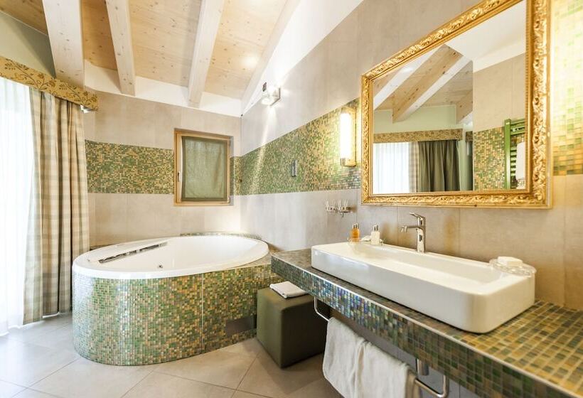 Люкс Повышенной Комфортности, Parc Hotel Flora S