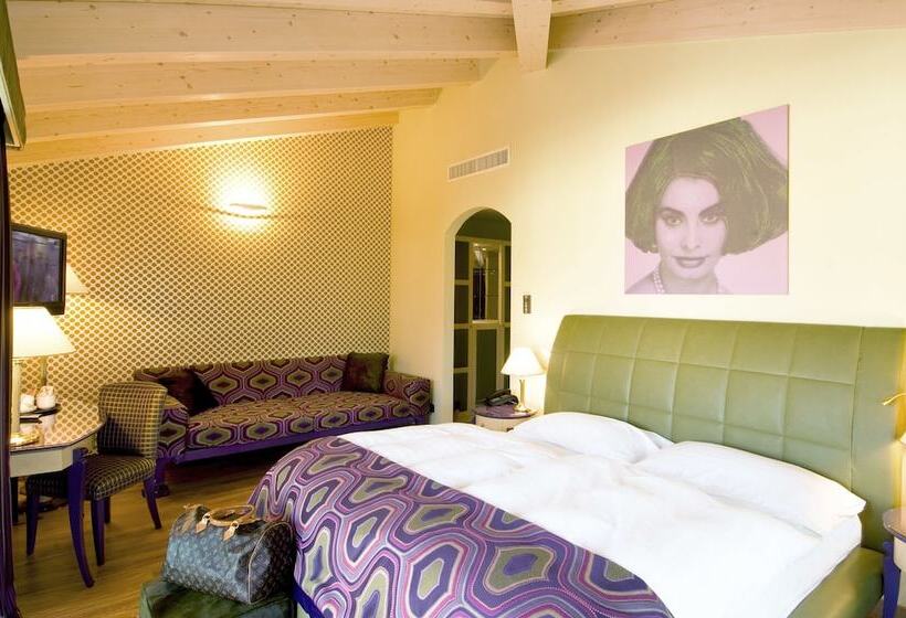 Номен Superior с Гидромассажем, Parc Hotel Flora S