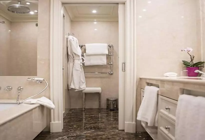 デラックスジュニアスイート, Parco Dei Principi Grand Hotel & Spa