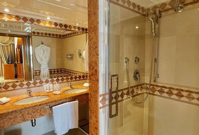 Junior Suite con Terrazza, Parco Dei Principi Grand Hotel & Spa