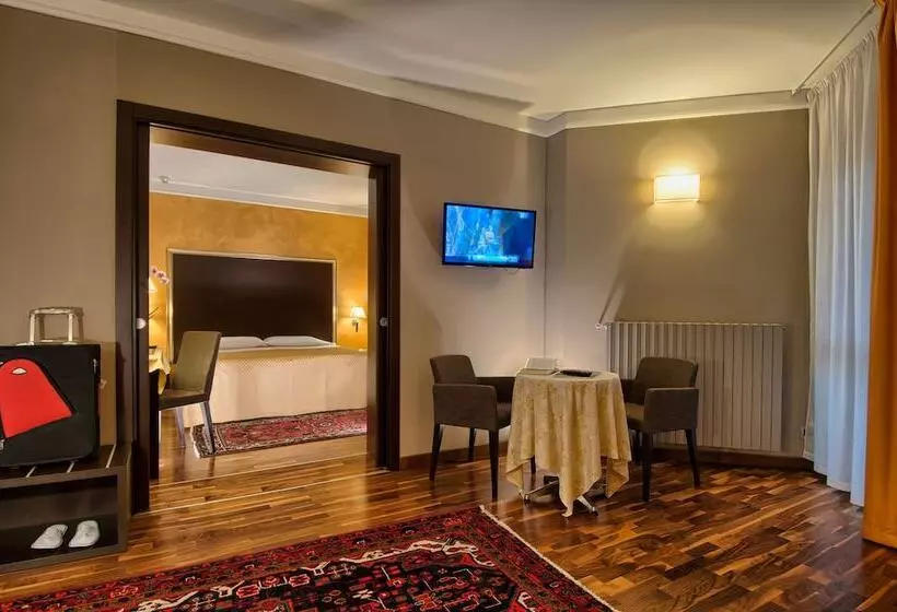 スイート, Petrarca Terme