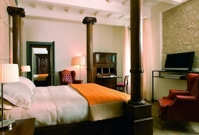 سوییت جونیور, Relais & Chateaux Palazzo Seneca